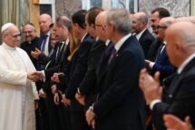 Leão XIV: o trabalho justo coloca a pessoa acima do lucro