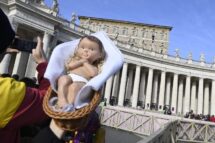 “Que todas as crianças vivam em paz!”: a oração de Leão XIV