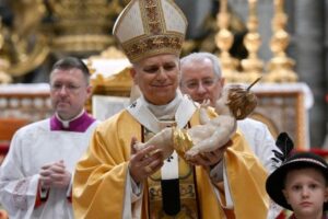 Leão XIV na Missa do Galo: não há espaço para Deus se não houver espaço para o homem