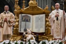 Papa na Missa de Natal: estamos ao serviço de uma presença que suscita o bem