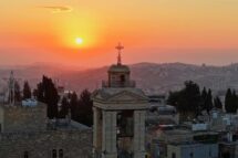 Hospital em Belém une cristãos e muçulmanos