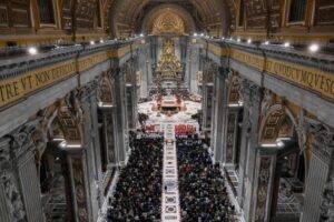 Papa Leão XIV preside o Te Deum na Basílica de São Pedro