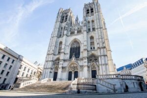 Parolin enviado do Papa a Bruxelas pelos 800 anos da Catedral
