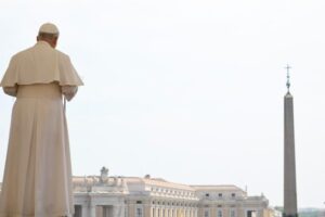 As palavras de paz de Leão e os gastos nas guerras