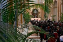 As relações diplomáticas mantidas pela Santa Sé com Estados e organizações