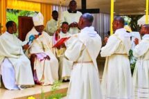 Angola. Bispo de Viana aos novos Ordenados: “Sacerdócio é dom de Deus e não uma carreira”