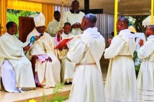 Angola. Bispo de Viana aos novos Ordenados: “Sacerdócio é dom de Deus e não uma carreira”
