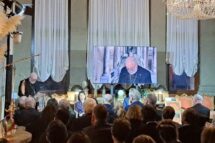 Barriga de aluguel, Gallagher: a pessoa não pode ser objeto de transação