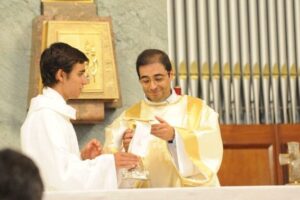 Ordenação presbiteral na Província Portuguesa da Sociedade Salesiana: diácono João Ensina
