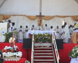 Núncio Apostólico Dom Waldemar Stanisław Sommertag visita Cabo Verde