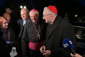 Parolin: grande preocupação com a tragédia infinita no Irã