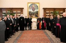 Papa: a missão dos cristãos é levar a luz do Senhor aos cantos mais sombrios do mundo