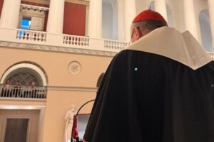 Parolin na Dinamarca: não ser indiferente diante do sofrimento dos povos