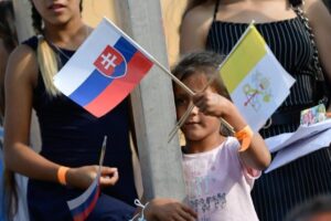 Dom Gallagher está na Eslováquia para os 25 anos do acordo com a Santa Sé