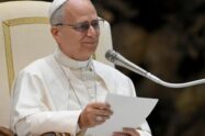 Papa ao jornal “Il Foglio”: mais vozes para garantir a liberdade, o diálogo sem polarizações