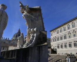 Papa: as Bem-aventuranças são a luz que ilumina a penumbra da história