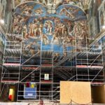 Juízo Final: montam-se os andaimes para a restauração