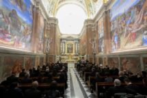 “Iluminados por uma glória escondida”, os Exercícios Espirituais para a Quaresma