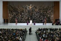 Escutar Deus hoje: a Palavra que gera vida, fé e missão