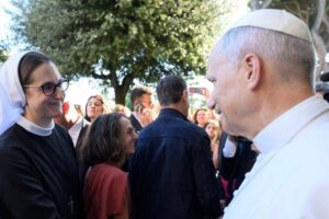 Irmã Nina Krapić, nova vice-diretora da Sala de Imprensa da Santa Sé