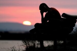 Silenciar para escutar o outro