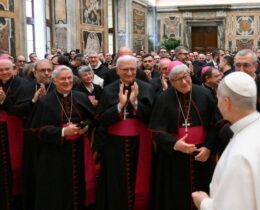 Leão XIV: formação teológica, investimento capaz de neutralizar a lógica da indiferença