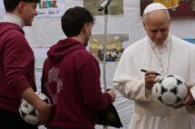 Um Deus amigo que se faz moradia entre nós