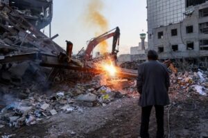Ataque ao Irã, a frente se expande. Chipre é alvo de drones