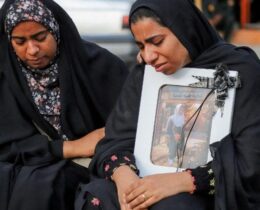 Irã: quando nem mesmo a morte de mais de 150 meninas é notícia