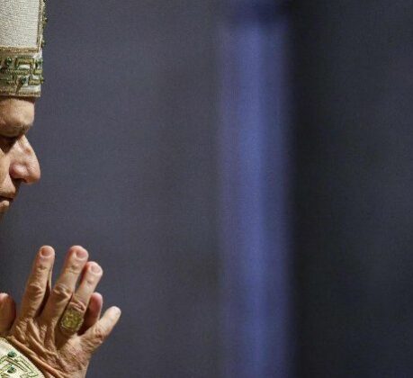 O Papa: dor pelas crianças inocentes e todas as vítimas no Oriente Médio