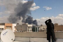 Ataques de amplo alcance do Irã, que alerta: “Nenhuma abertura para o diálogo”