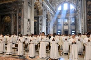 Papa ordenará oito novos sacerdotes para a Diocese de Roma em 26 de abril