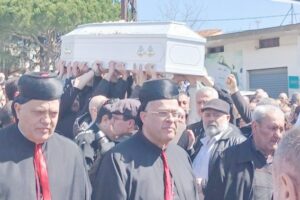 Líbano: em Qlayaa, o funeral do Pe. Pierre El Raii