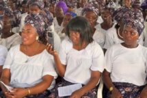 Mulher: Fé, dignidade e desafios, vozes da Igreja e da sociedade em Angola