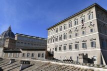 O Papa Leão toma posse do apartamento no Palácio Apostólico