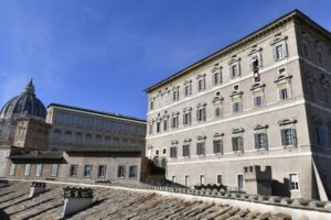 O Papa Leão toma posse do apartamento no Palácio Apostólico