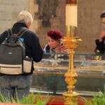 Assis, um povo peregrino do mundo inteiro para rezar com São Francisco