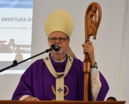 Dom Claudio: “O país precisa de cidadãos íntegros capazes de resistir à corrupção”