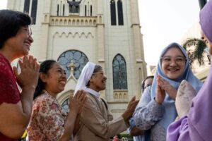 Cristãos e muçulmanos se unem pela paz em encontro inter-religioso na Indonésia