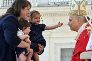 Amoris laetitia: Papa convoca bispos do mundo para encontro sobre a família em outubro