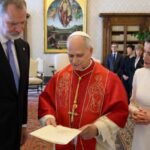 Leão XIV recebe a família real espanhola em audiência