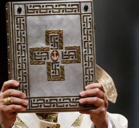 Magistério da Igreja: autêntico intérprete da Escritura