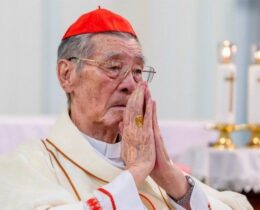 Morreu o cardeal vietnamita Jean-Baptiste Pham Minh Mân