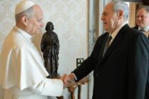 Papa recebe delegação do Yad Vashem, de Israel, um memorial do Holocausto