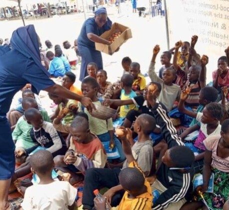 Nigéria: as sementes de esperança lançadas em campos de deslocados internos