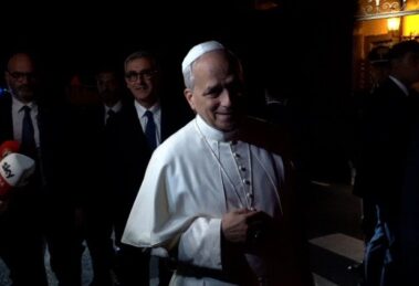 O Papa: cessar-fogo, que as autoridades trabalhem pela paz através do diálogo