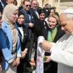 Mulheres palestinas e israelenses em defesa das famílias no Oriente Médio encontram o Papa