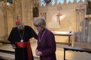 O Papa à nova arcebispa de Cantuária: avante com o diálogo entre os desafios do mundo