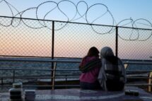 Líbano: no vilarejo de Hajjeh os jovens permanecem apesar da guerra