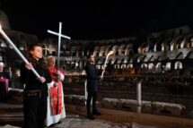 A oração do Papa na Via-Sacra: sigamos os passos de Cristo